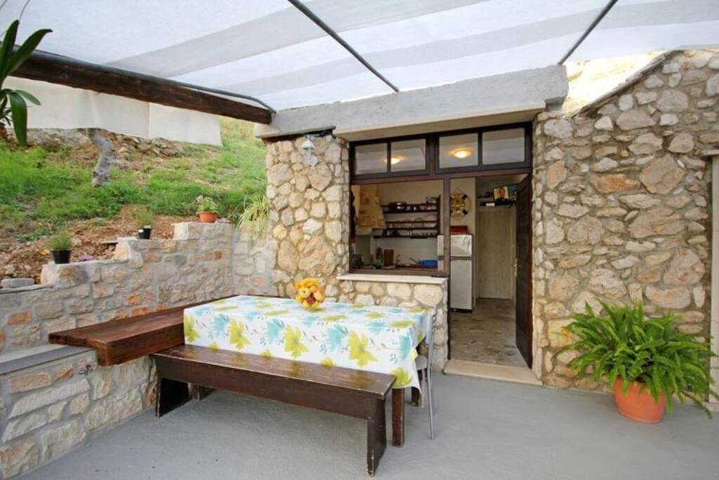 Robinson House On The Beach Nyaraló